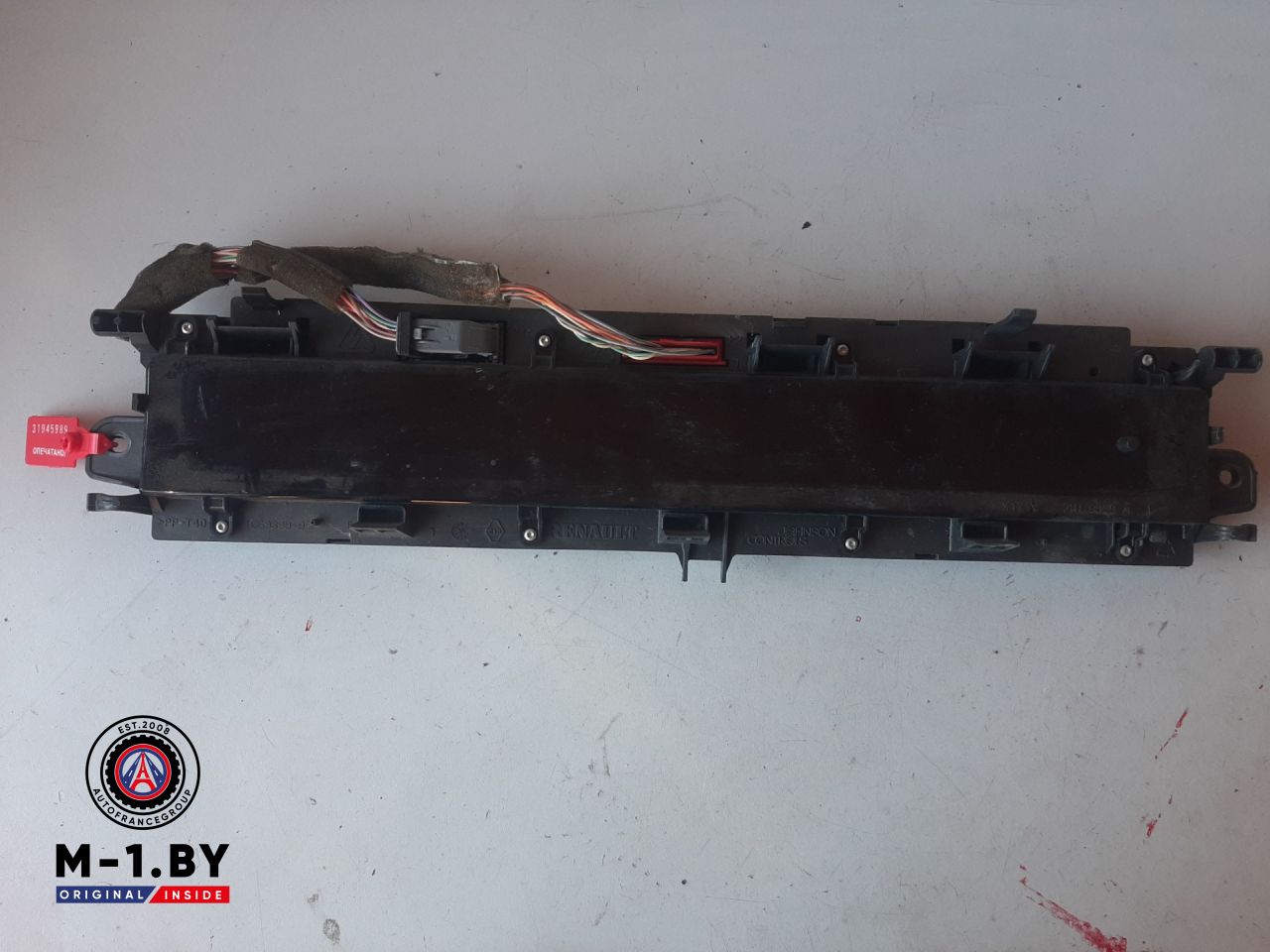 щиток приборов (приборная панель) Renault Scenic 2 поколение (2003 - 2006), P8200461294H - фото №1