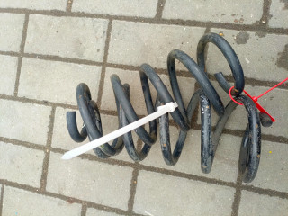 пружина задняя Renault Logan 1 поколение (2004 - 2009)