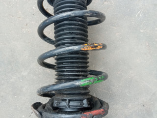 стойка передняя левая Ford C-Max 2 поколение (2010 - 2015)