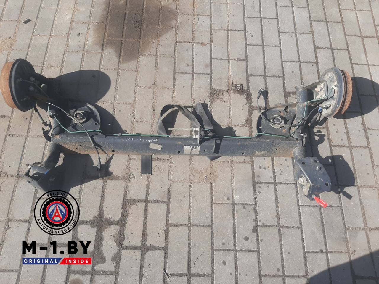 балка подвески задняя Renault Sandero 2 поколение (2013 - 2018) - фото №1