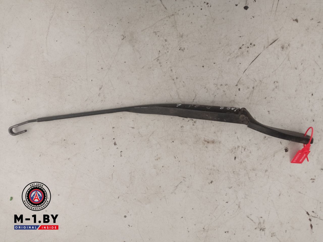 щеткодержатель (поводок стеклоочистителя, дворник) Renault Laguna 2 поколение (2001 - 2005), 80004996 - фото №1