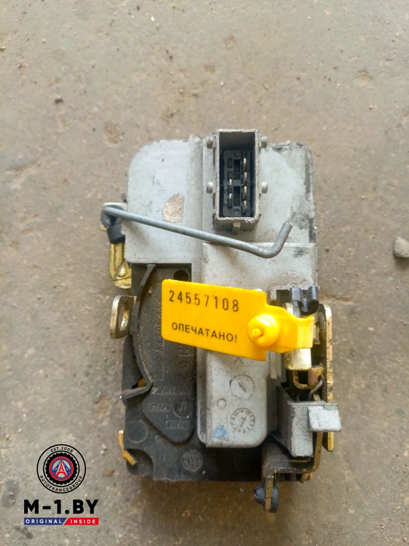 замок двери передней правой Peugeot 206 1 поколение (1998 - 2003) - фото №1