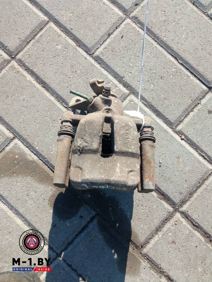 суппорт задний левый Renault Scenic 2 поколение (2003 - 2006) - фото №1