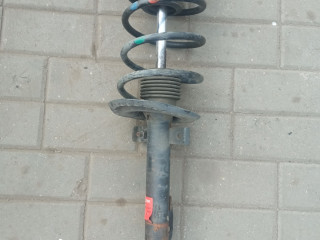 стойка передняя правая Renault Megane 2 поколение (2002 - 2006), 1.5 л., дизель