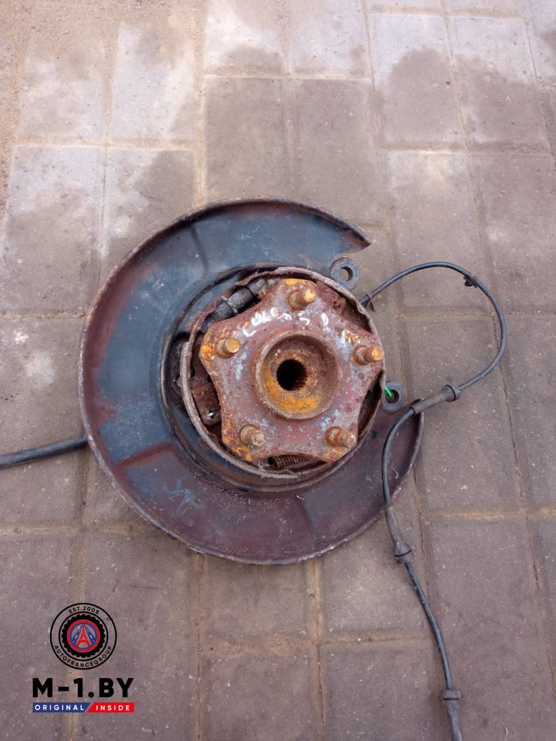 ступица передняя правая Renault Koleos 1 поколение 2011 - фото №1