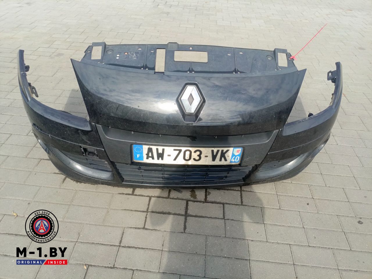 бампер передний Renault Scenic 3 поколение (2009 - 2012) - фото №1