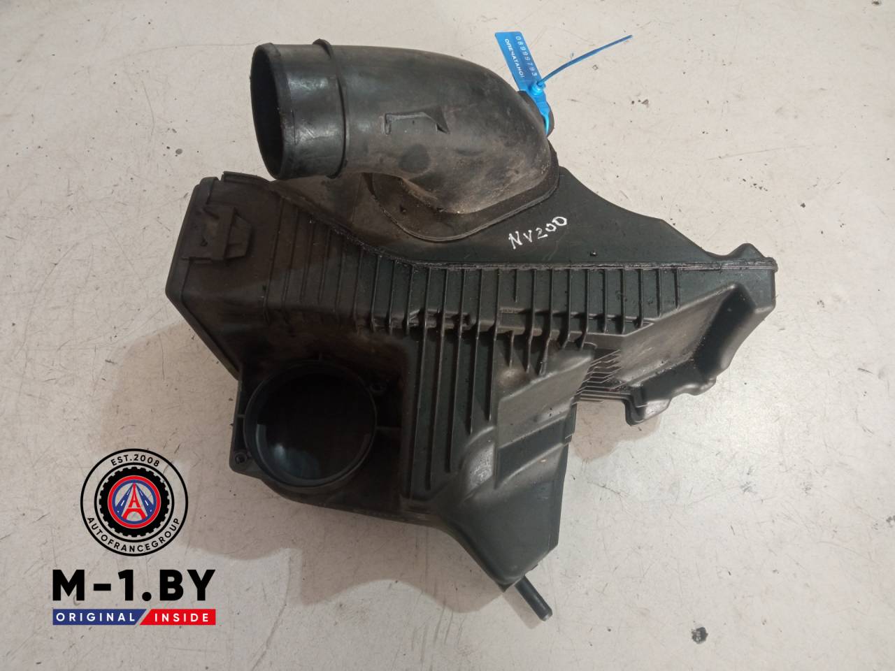 корпус воздушного фильтра Nissan NV200 1 поколение (2009 - 2025) - фото №1