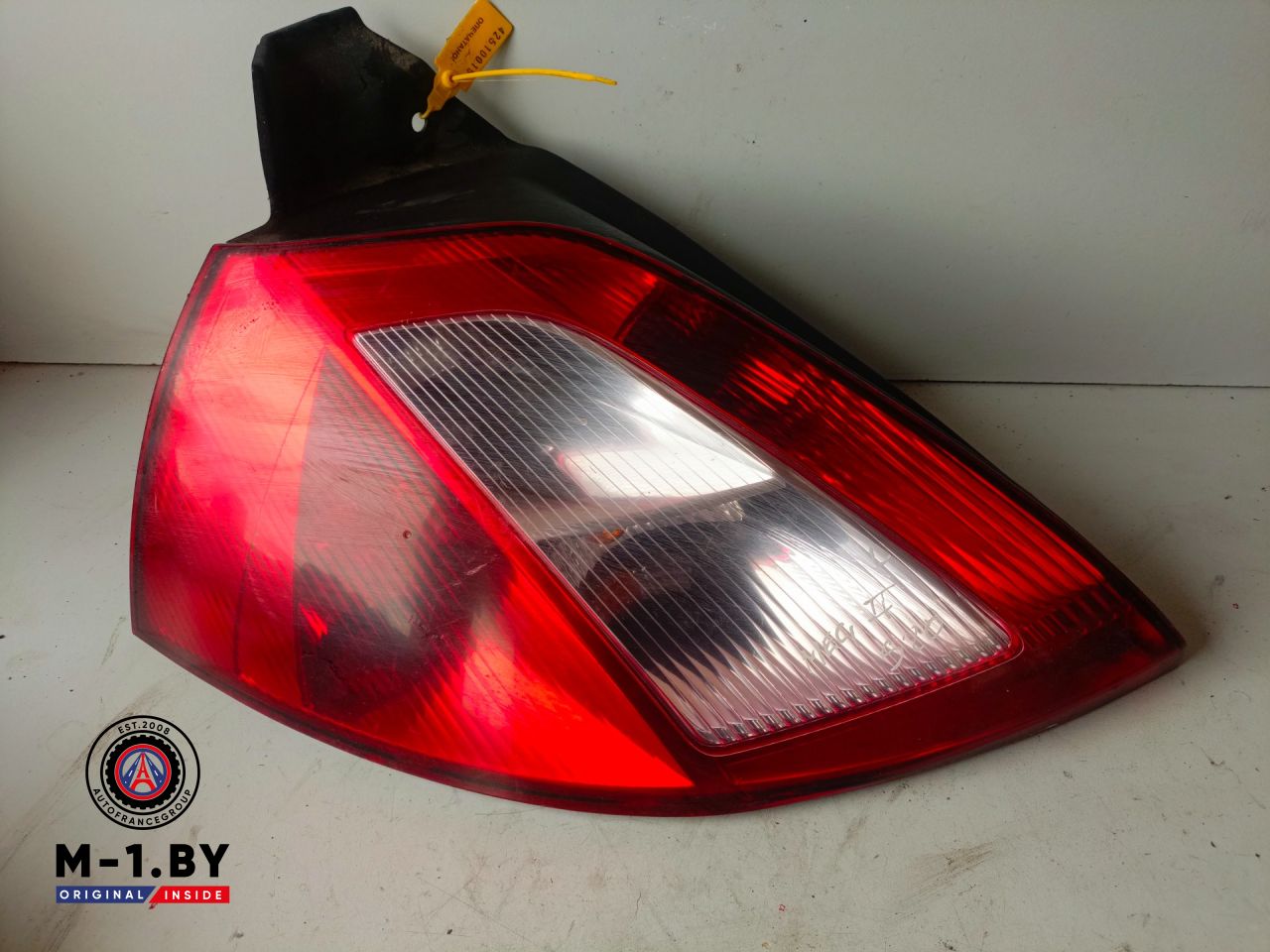 фонарь задний левый Renault Megane 2 поколение (2002 - 2006), 8200073236 - фото №1