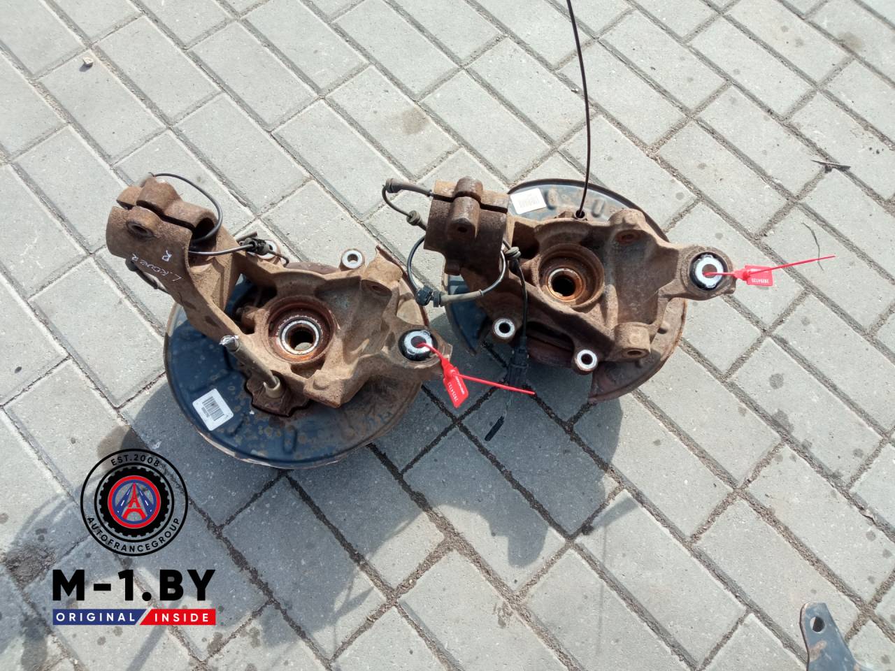 ступица задняя левая Land Rover Freelander 2 поколение (2006 - 2010) - фото №1