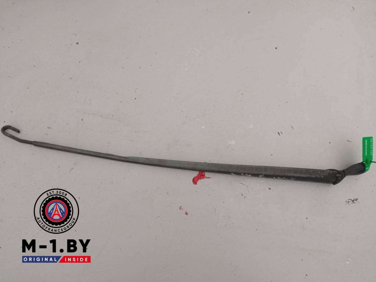 щеткодержатель (поводок стеклоочистителя, дворник) Renault Laguna 2 поколение (2001 - 2005) - фото №1