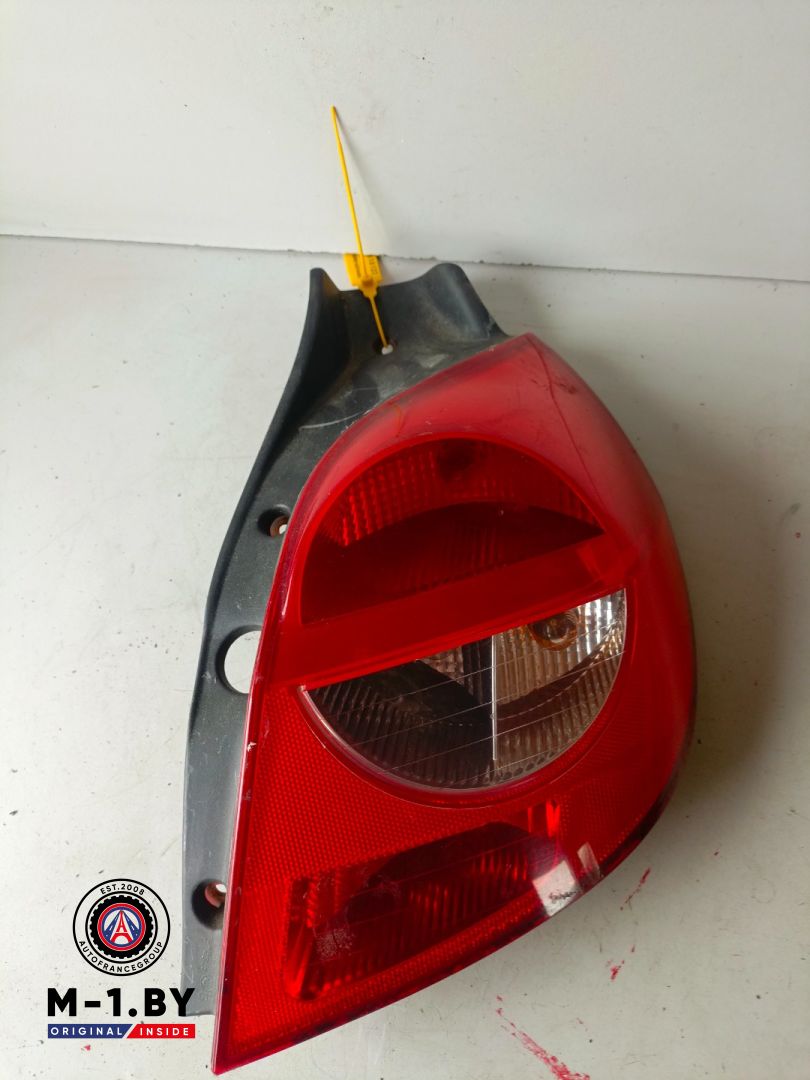 фонарь задний правый Renault Clio 3 поколение (2005 - 2009), хетчбэк 5 дв. - фото №1