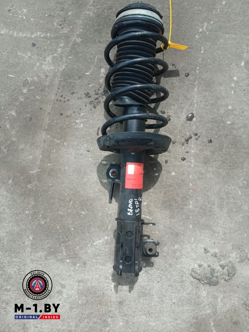 стойка передняя правая Fiat Bravo 2 поколение (2007 - 2011), 1.3 л., дизель - фото №1