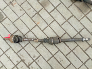 полуось передняя правая (приводной вал, ШРУС) Renault Megane 2 поколение (2002 - 2006), 1.9 л., дизель