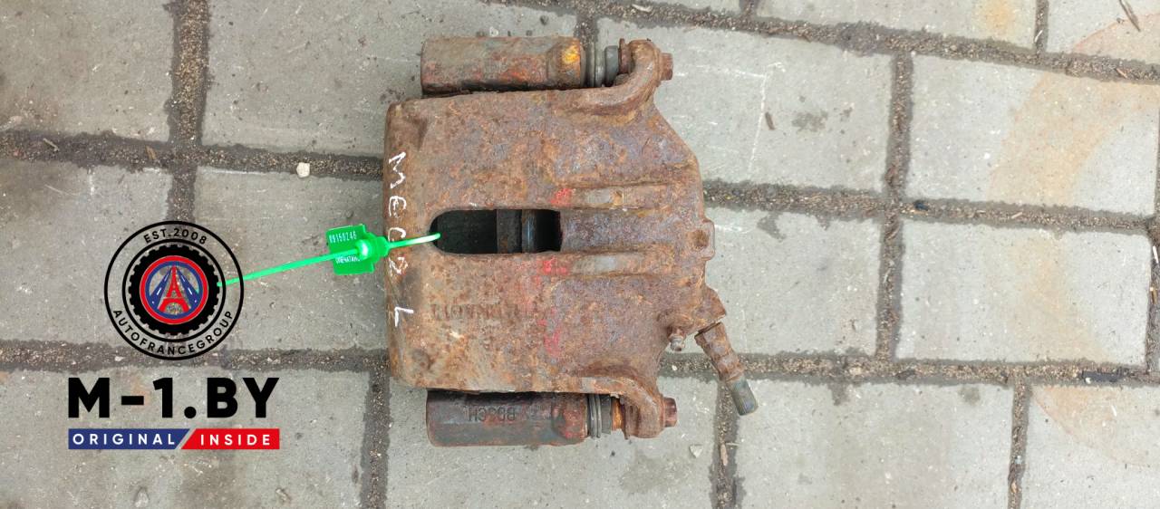 суппорт передний левый Renault Megane 2 поколение (2002 - 2006) - фото №1