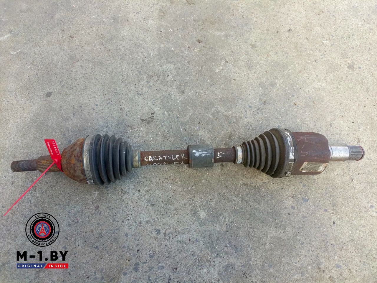 полуось передняя левая (приводной вал, ШРУС) Chrysler Voyager 5 поколение 2008, 2.8 л., дизель, АКПП, P04880213 - фото №1