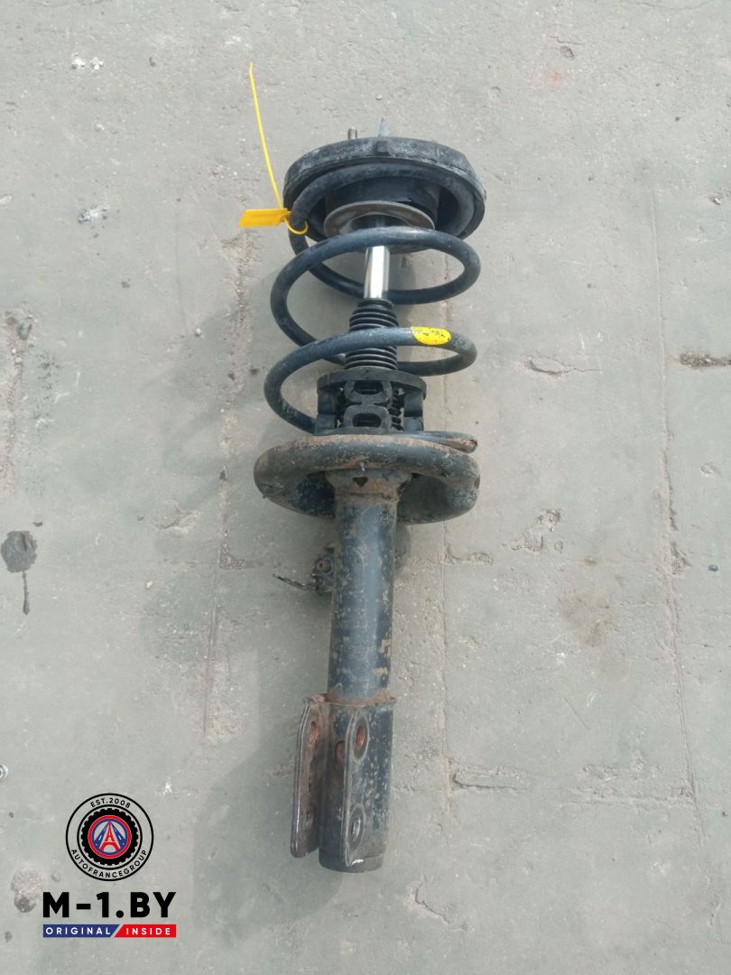 стойка передняя правая Renault Espace 3 поколение (1996 - 2002), 2.2 л., дизель - фото №1