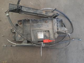 электроручник Renault Scenic 2 поколение (2003 - 2006), 8200418647