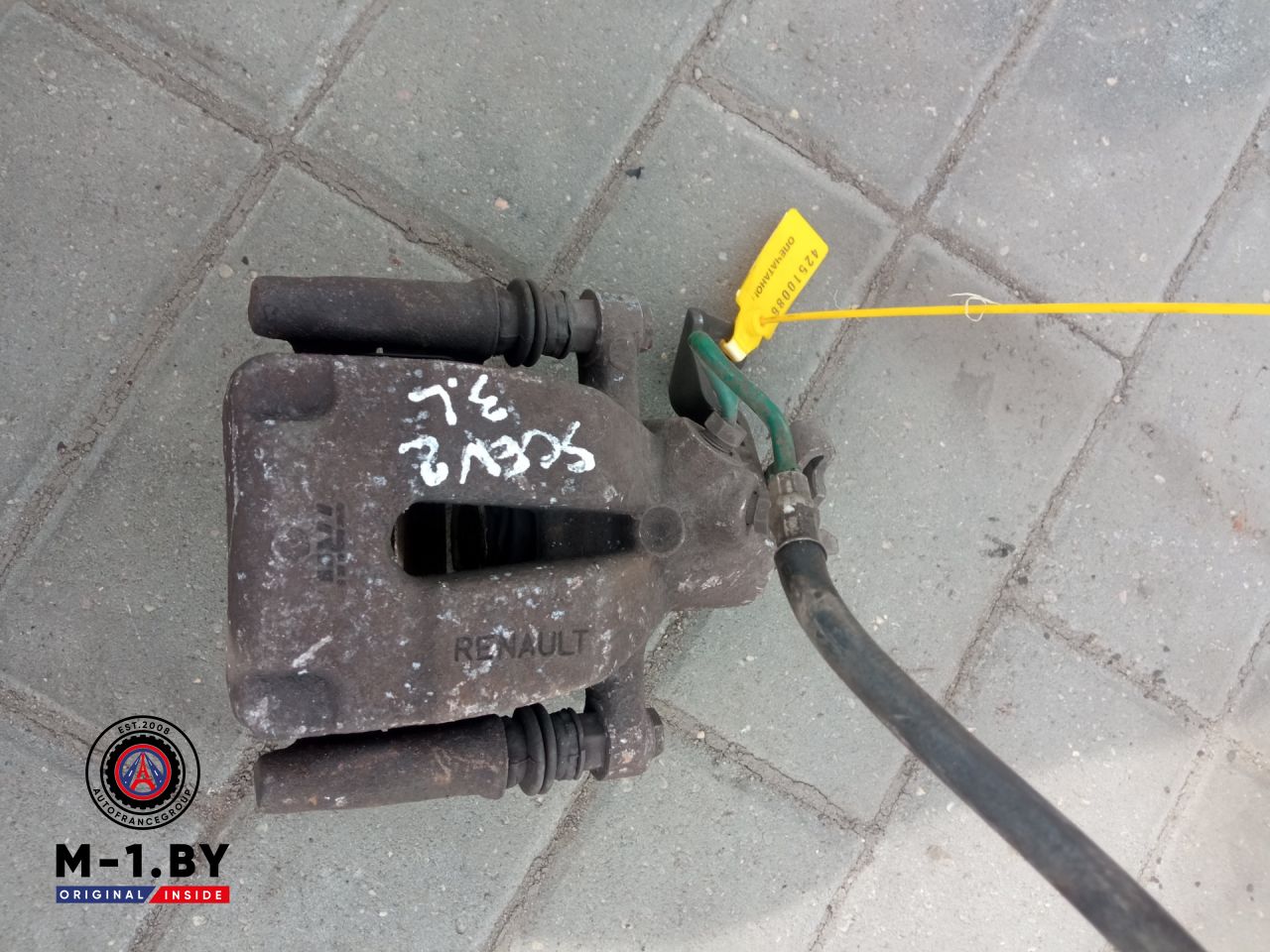 суппорт задний левый Renault Scenic 2 поколение (2003 - 2006) - фото №1