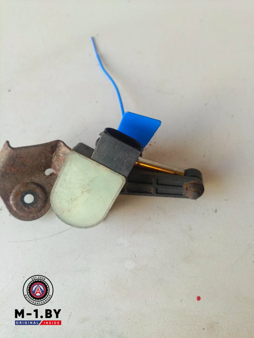 датчик дорожного просвета передний Renault Laguna 2 поколение (2001 - 2005), 8200000772 - фото №1