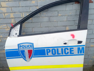 дверь передняя левая Peugeot 3008 2 поколение (2017 - 2025)