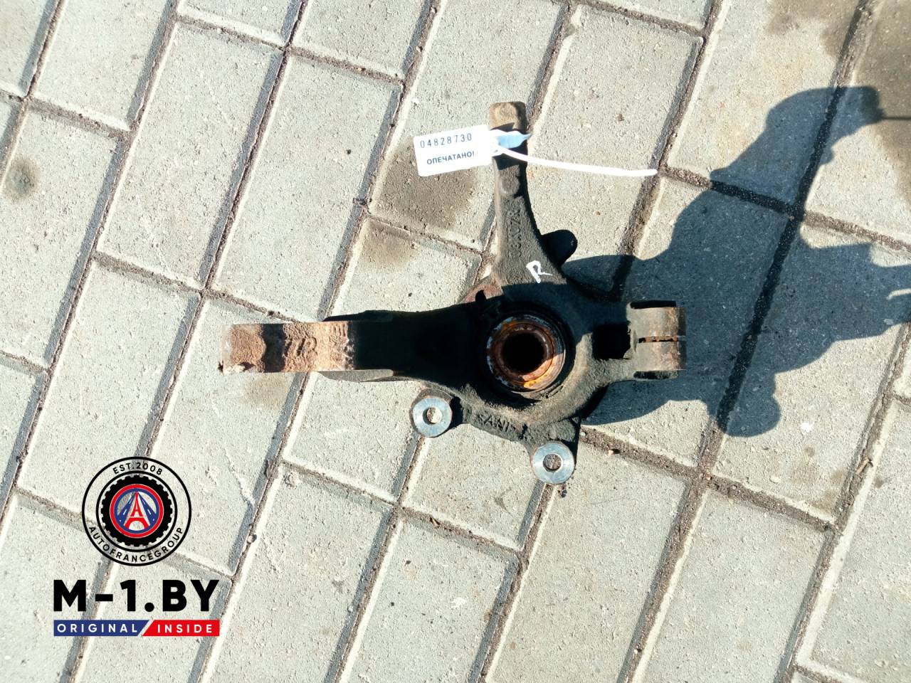 ступица передняя правая Renault Logan 1 поколение (2004 - 2009), 1.5 л. - фото №1