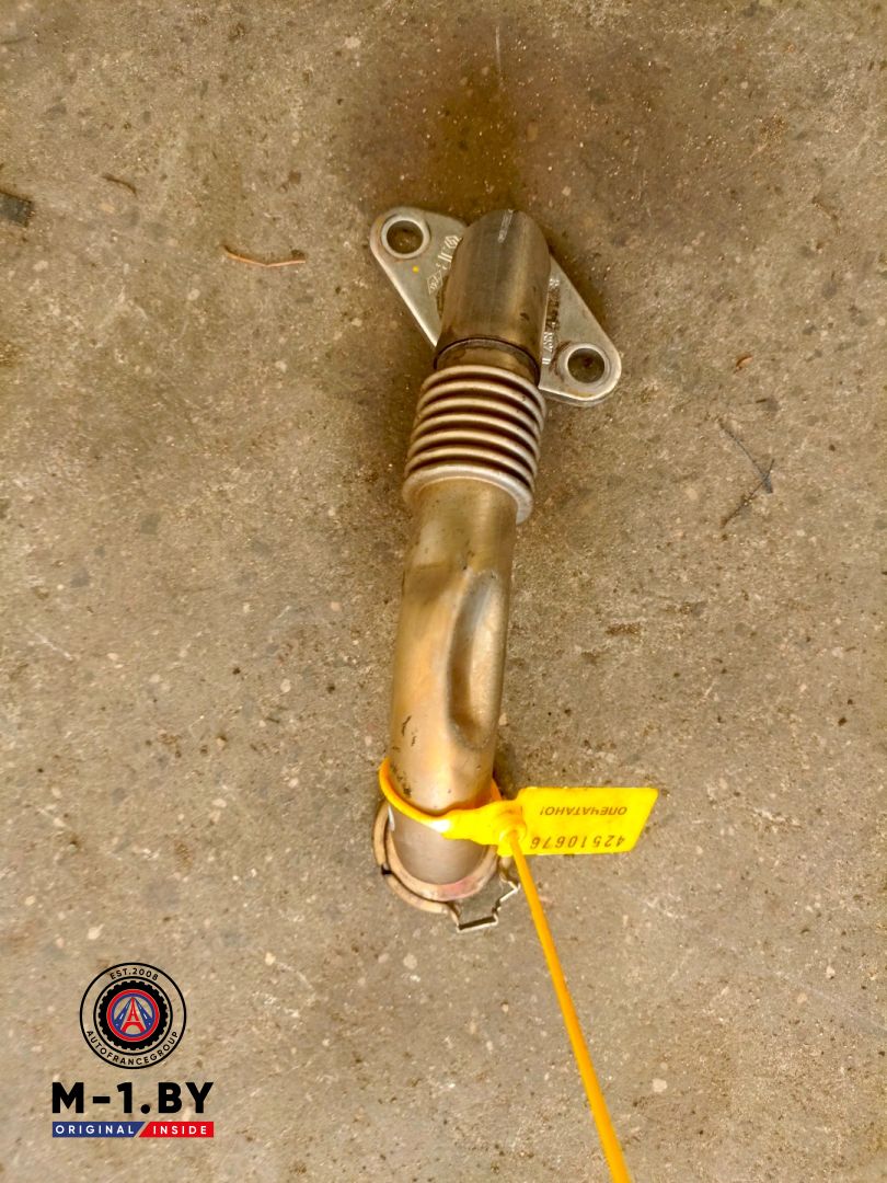 трубка системы рециркуляции EGR Renault Scenic 2 поколение (2003 - 2006), 1.9 л., дизель, 8200217887 - фото №1