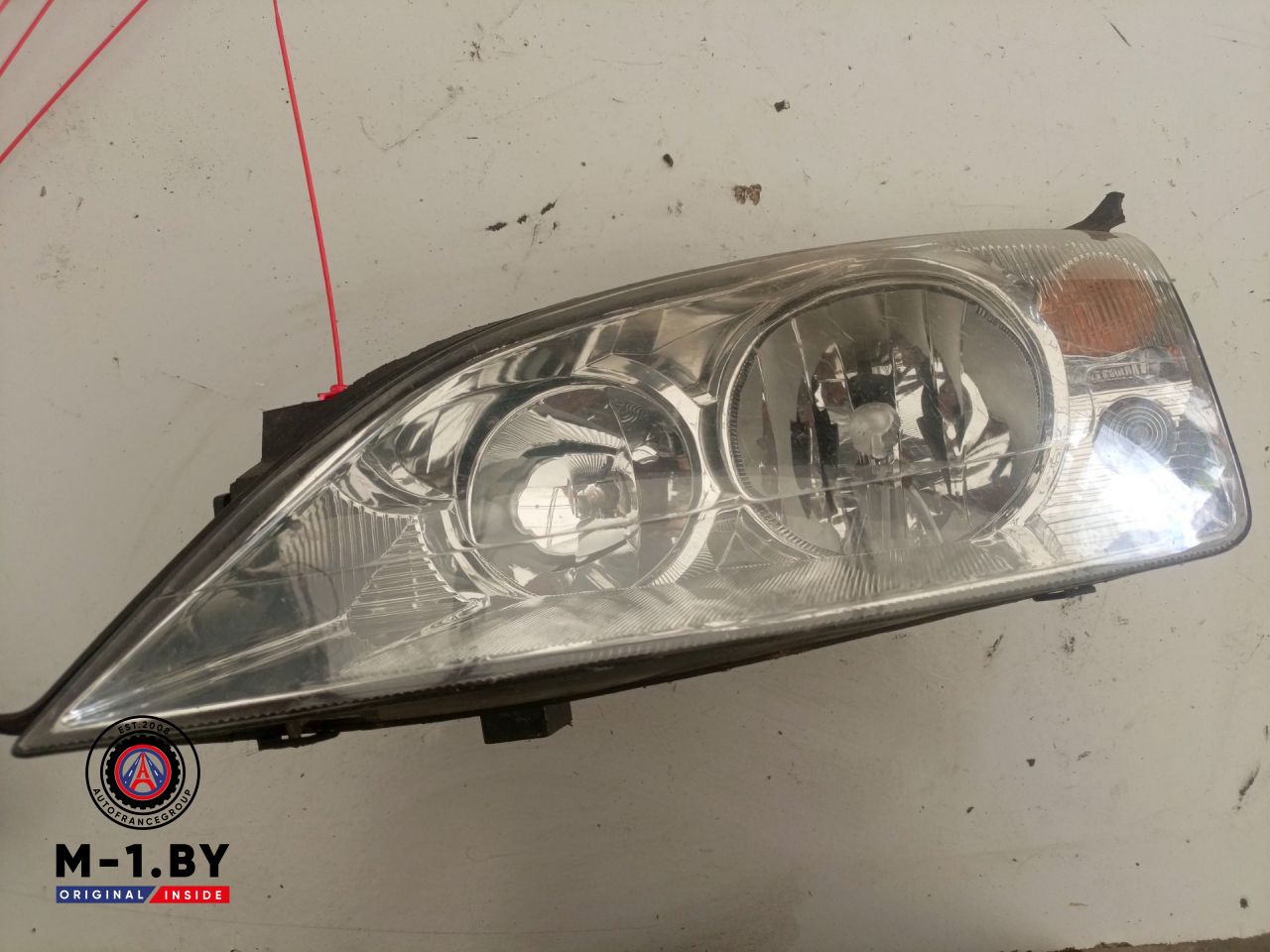 фара левая Ford Mondeo 3 поколение (2000 - 2003) - фото №1