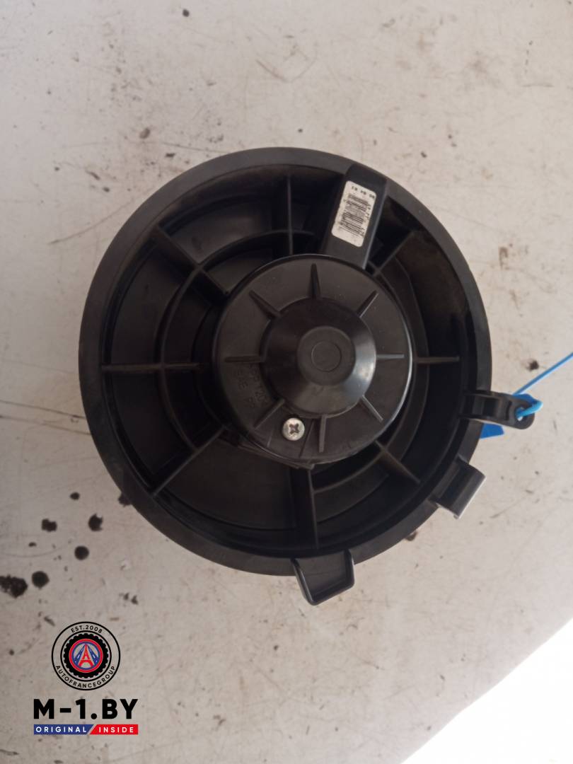 моторчик печки Nissan Qashqai 1 поколение (2006 - 2010) - фото №1