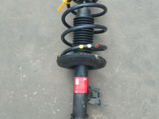 стойка передняя левая Peugeot 308 T7 (2007 - 2011), 1.6 л., дизель