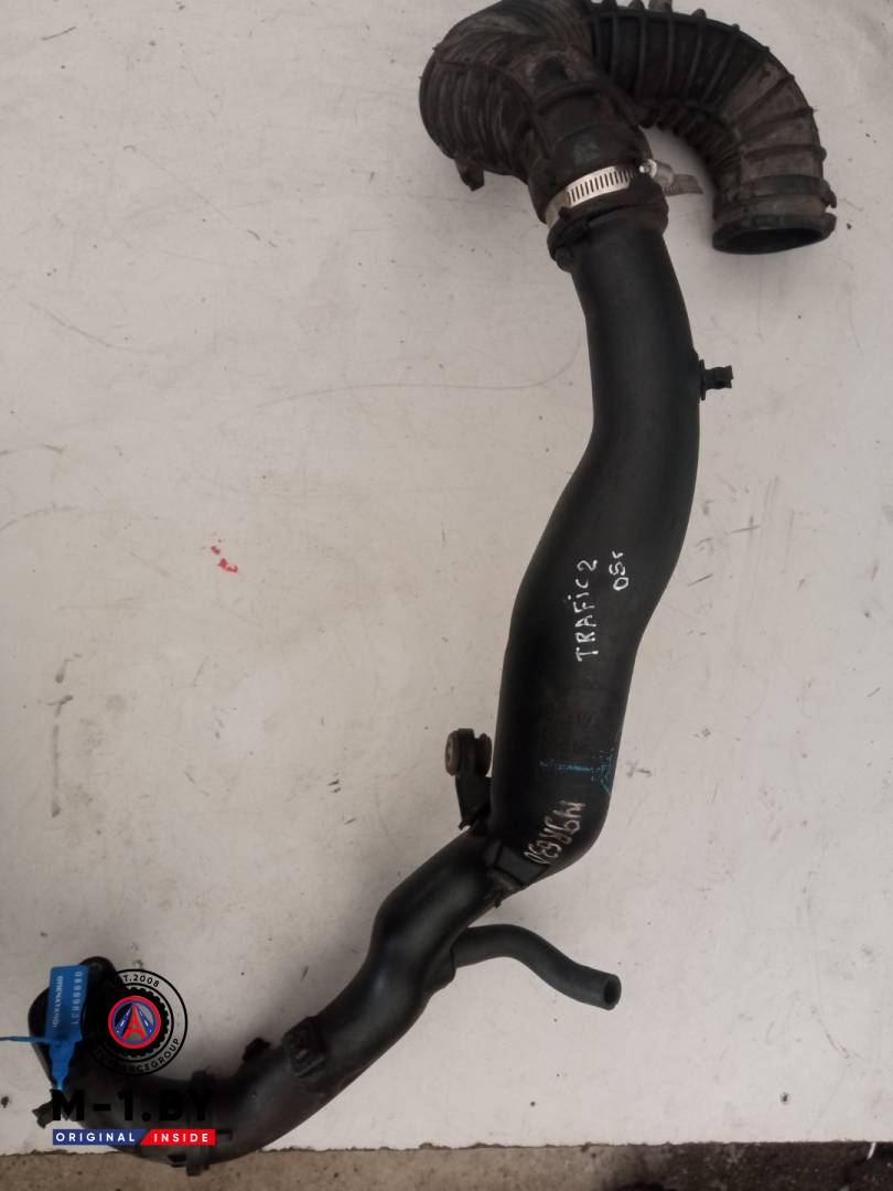 патрубок интеркулера Renault Trafic 2 поколение (2001 - 2006), 8200760904 - фото №1