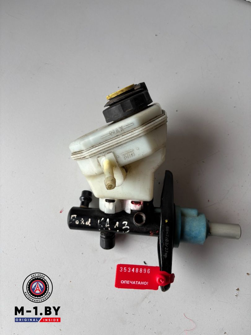 бачок тормозной жидкости Ford Ka 1 поколение (1996 - 2008), 1.3 л., бензин - фото №1