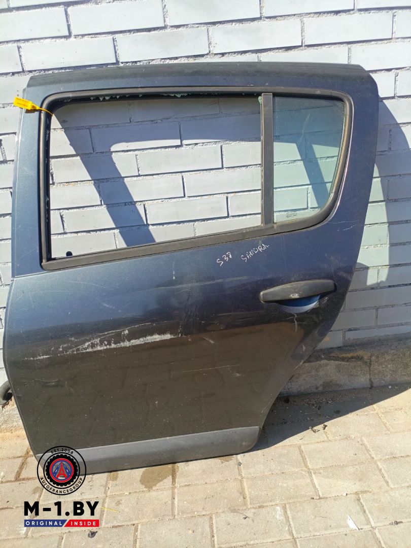 дверь задняя левая Renault Sandero 1 поколение (2009 - 2014) - фото №1