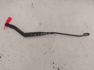 щеткодержатель (поводок стеклоочистителя, дворник) Citroen Xantia 1 поколение (1992 - 1998)