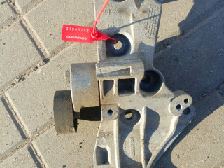 кронштейн генератора Renault Scenic 2 поколение (2003 - 2006), 1.5 л., дизель, 8200327134