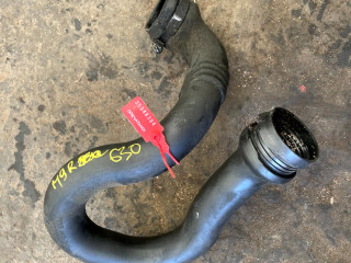 патрубок интеркулера Renault Trafic 2 поколение [рестайлинг] 2012, 2.0 л., дизель, 8200760918