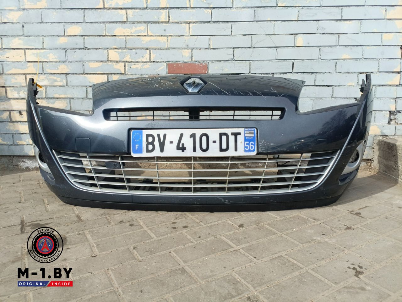 бампер передний Renault Scenic 3 поколение (2009 - 2012) - фото №1