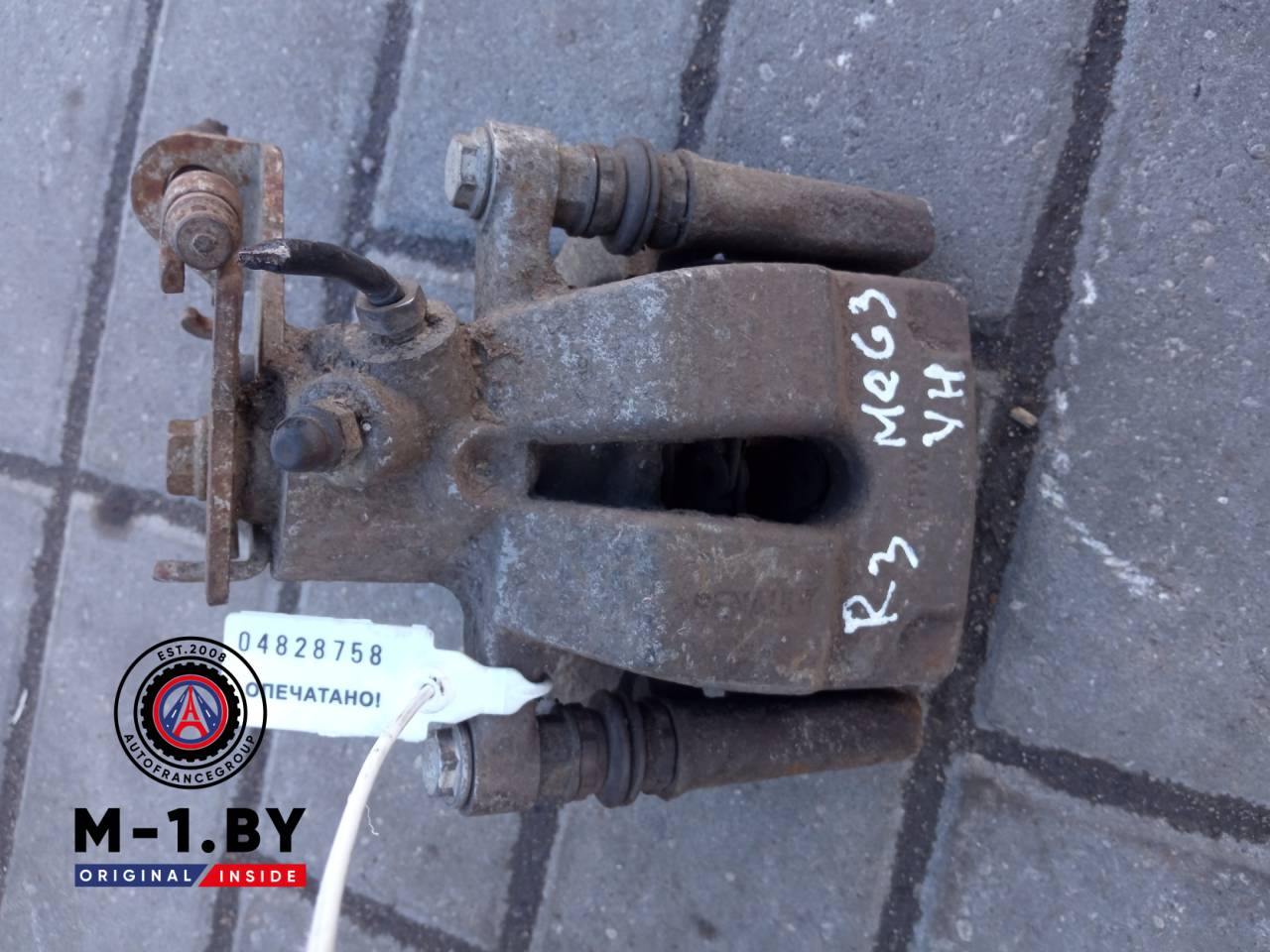 суппорт задний левый Renault Megane 3 поколение (2008 - 2014), универсал - фото №1