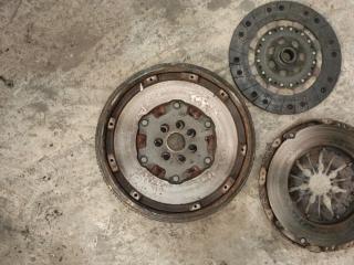 маховик Renault Megane 2 поколение [рестайлинг] (2006 - 2012), 1.5 л., дизель