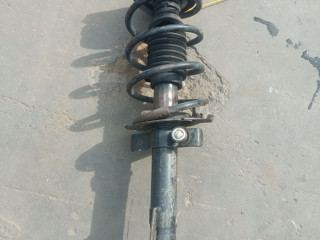 стойка передняя правая Renault Megane 2 поколение (2002 - 2006), 8200222463