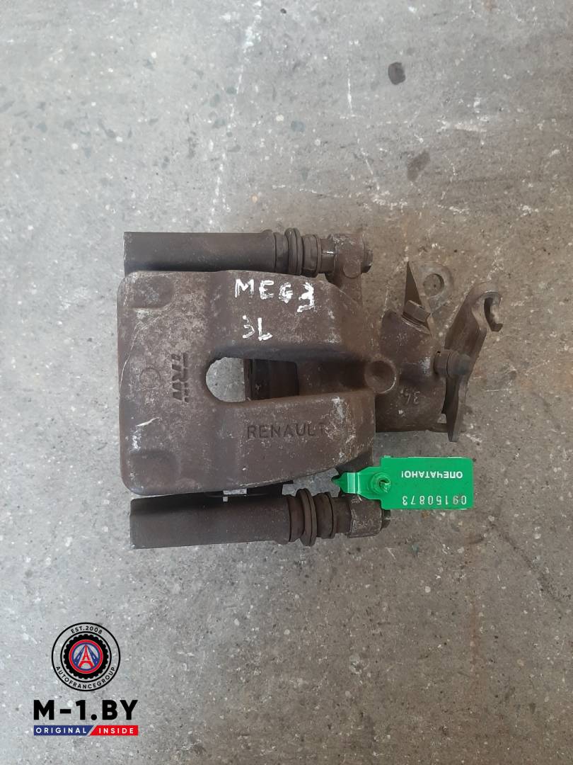 суппорт задний левый Renault Megane 3 поколение (2008 - 2014) - фото №1