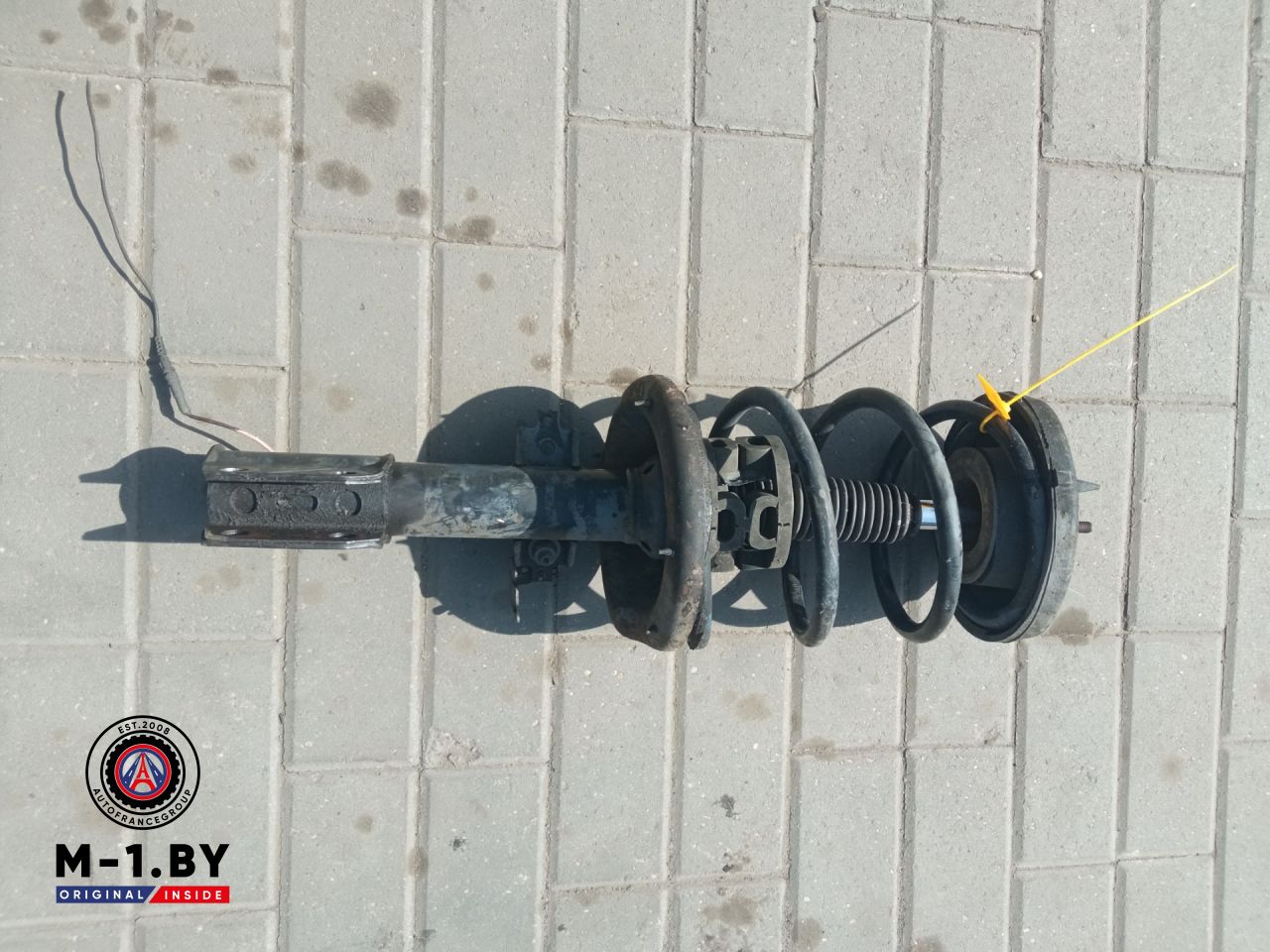 стойка передняя левая Renault Espace 3 поколение (1996 - 2002) - фото №1