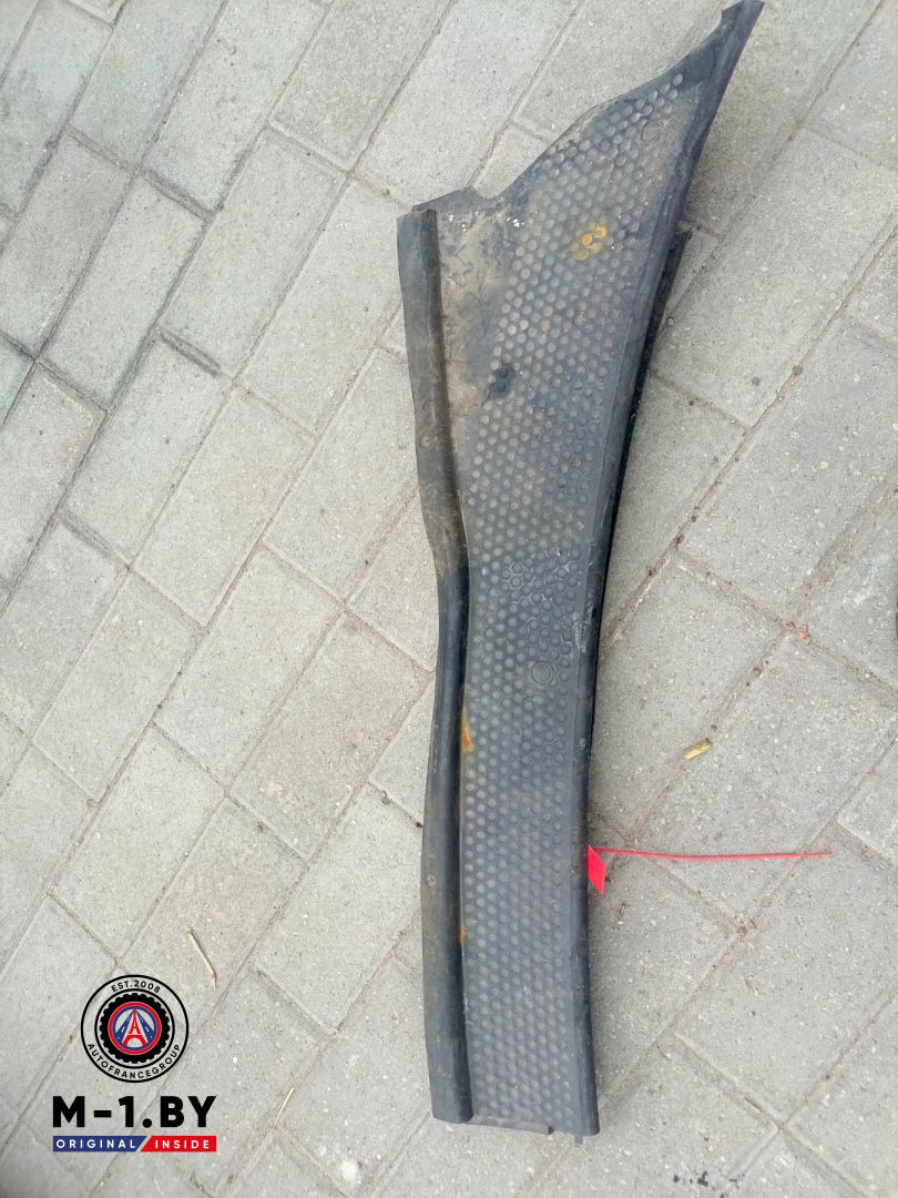 дождевик Ford Focus 1 поколение (1998 - 2001) - фото №1