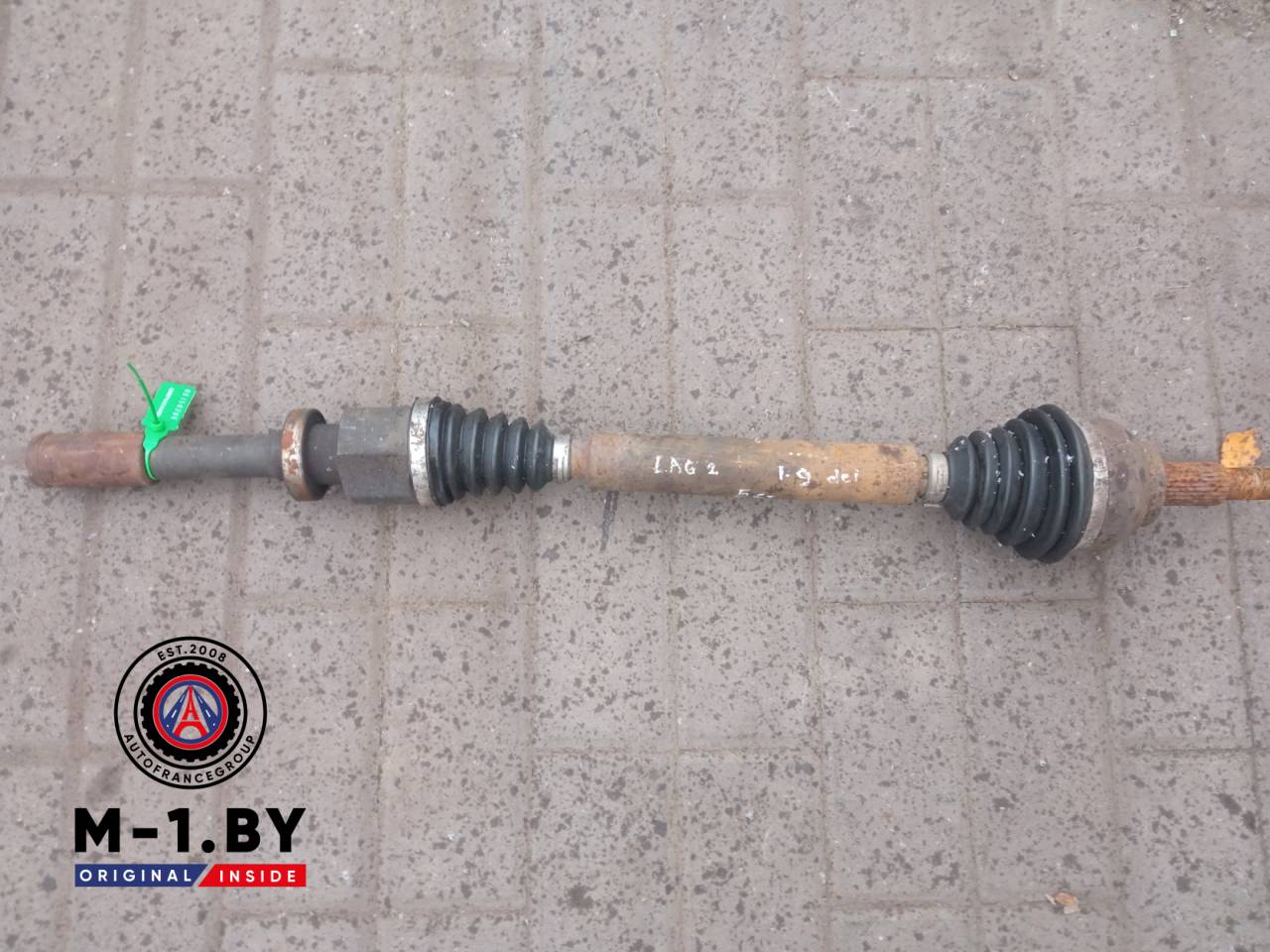 полуось передняя правая (приводной вал, ШРУС) Renault Laguna 2 поколение (2001 - 2005), 1.9 л., дизель, 5МКПП - фото №1