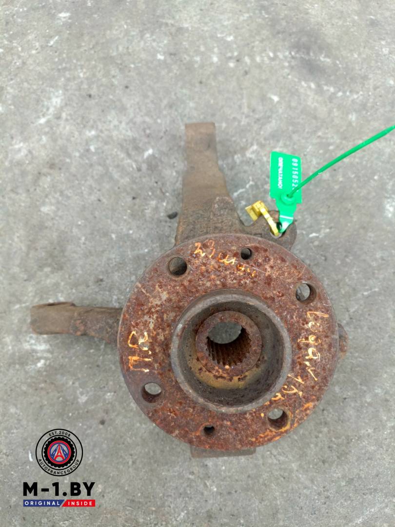 ступица передняя правая Renault Logan 1 поколение (2004 - 2009), 1.5 л., дизель - фото №1