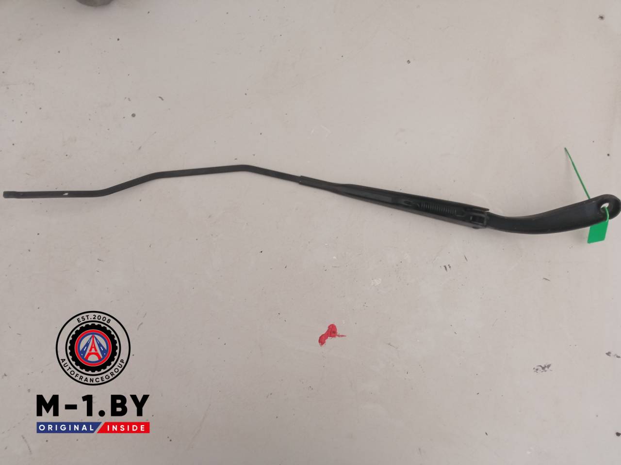 щеткодержатель (поводок стеклоочистителя, дворник) Renault Megane 2 поколение (2002 - 2006), 8200417219 - фото №1