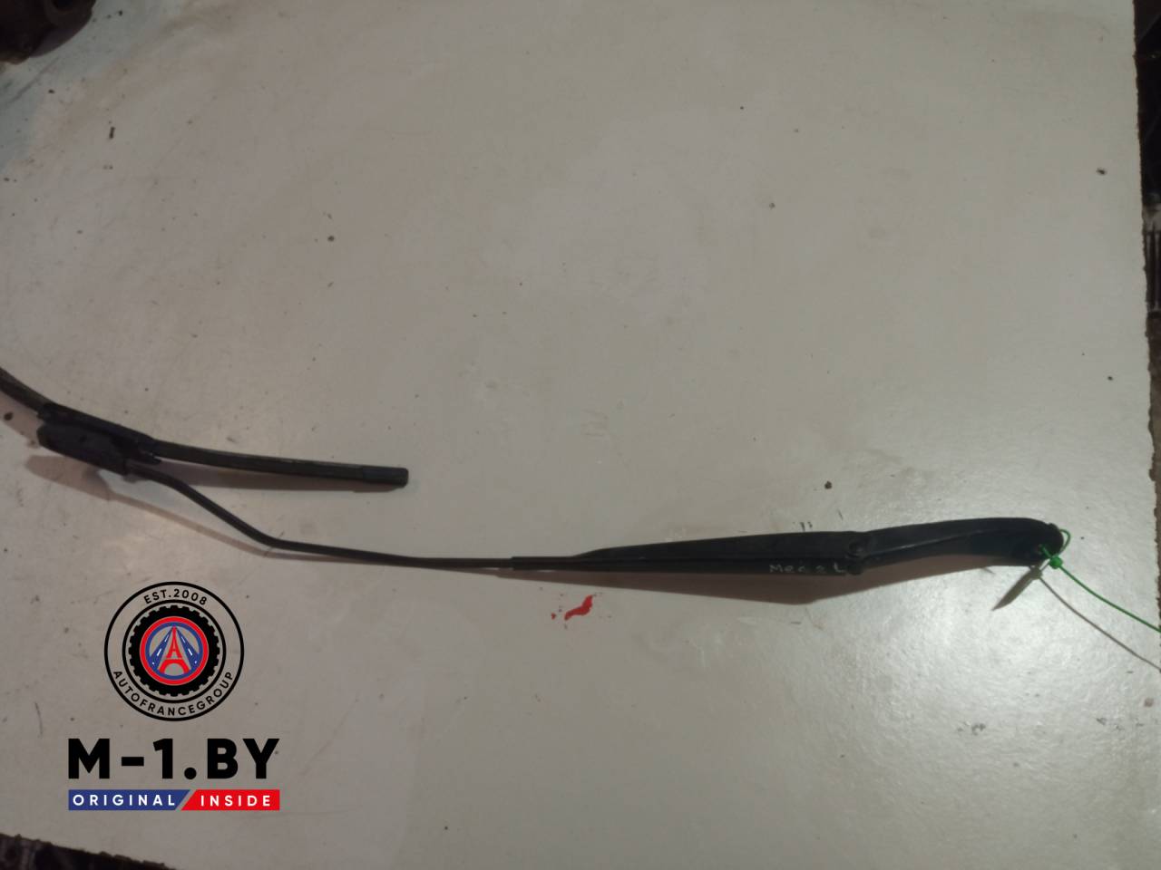 щеткодержатель (поводок стеклоочистителя, дворник) Renault Megane 2 поколение (2002 - 2006), 8200417219 - фото №1