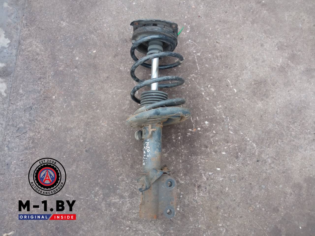 стойка передняя левая Renault Megane 3 поколение (2008 - 2014), 540340002R - фото №1