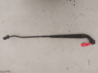 щеткодержатель (поводок стеклоочистителя, дворник) Chrysler Voyager 4 поколение (2001 - 2004), 4717364L