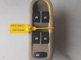 блок управления стеклоподъемниками Renault Scenic 2 поколение (2003 - 2006), 8200160603
