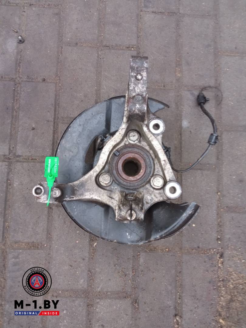 ступица передняя левая Opel Insignia 1 поколение (A) (2008 - 2014), 2.0 л., дизель - фото №1